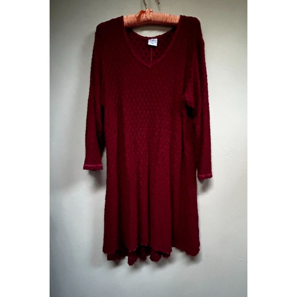 CMC Women's XXL Long Sleeve Sheath Dress Geo Embossed Red Black Stretch Casual